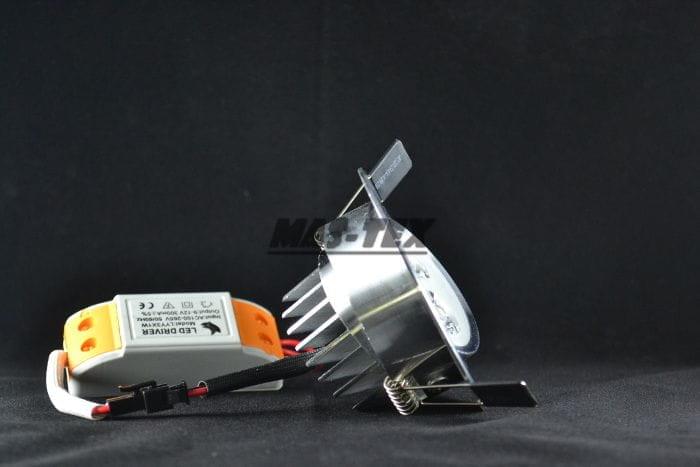 a21a68cb46adf057.jpg