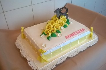 Osiemnastka #tort na #osiemnastkę #tort #dla #dziewczyny #tort #okazjonalny #torty #torty #artystyczne