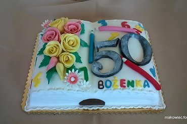 #tort #okazjonalny #tort #urodzinowy #torty #tort #piędziesiątka #książka #urodzinowa