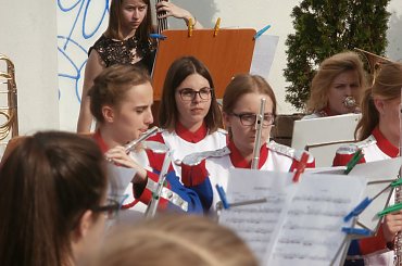 Koncert przy fontannach. Dyryguje Dariusz Krajewski #Grandioso #MDK #Radom