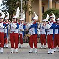 Musztra i koncert plenereowy na ulizy Żeromskiego w Radomiu. 18 czerwca 2016 r.. Tamburmajorka - Julia Rogala, dyrygent - Dariusz Krajewski