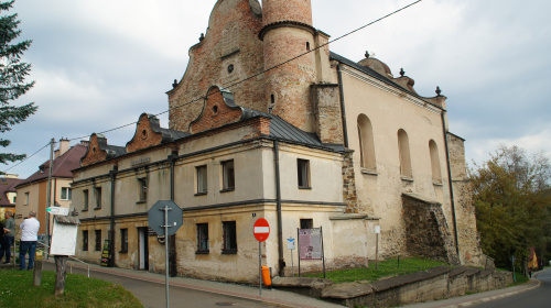 Synagoga w Lesku